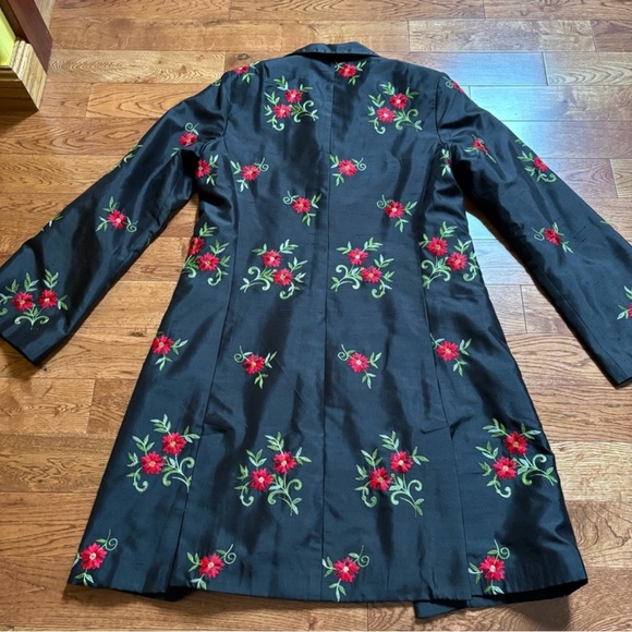 Silk black longline jacket blazer.coat. with Red Floral embroidery. Pockets ! - Picture 11 of 14
